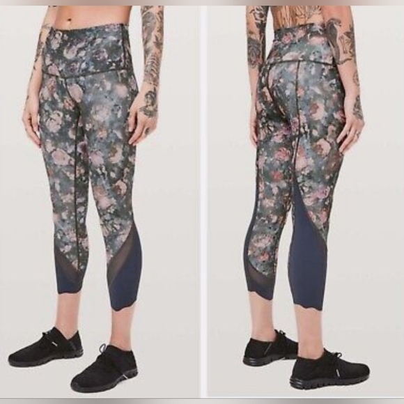 Lululemon Wunder Under Crop II Special Edition Scallop 24" Frosted Rose Multi 10 - Picture 16 of 16